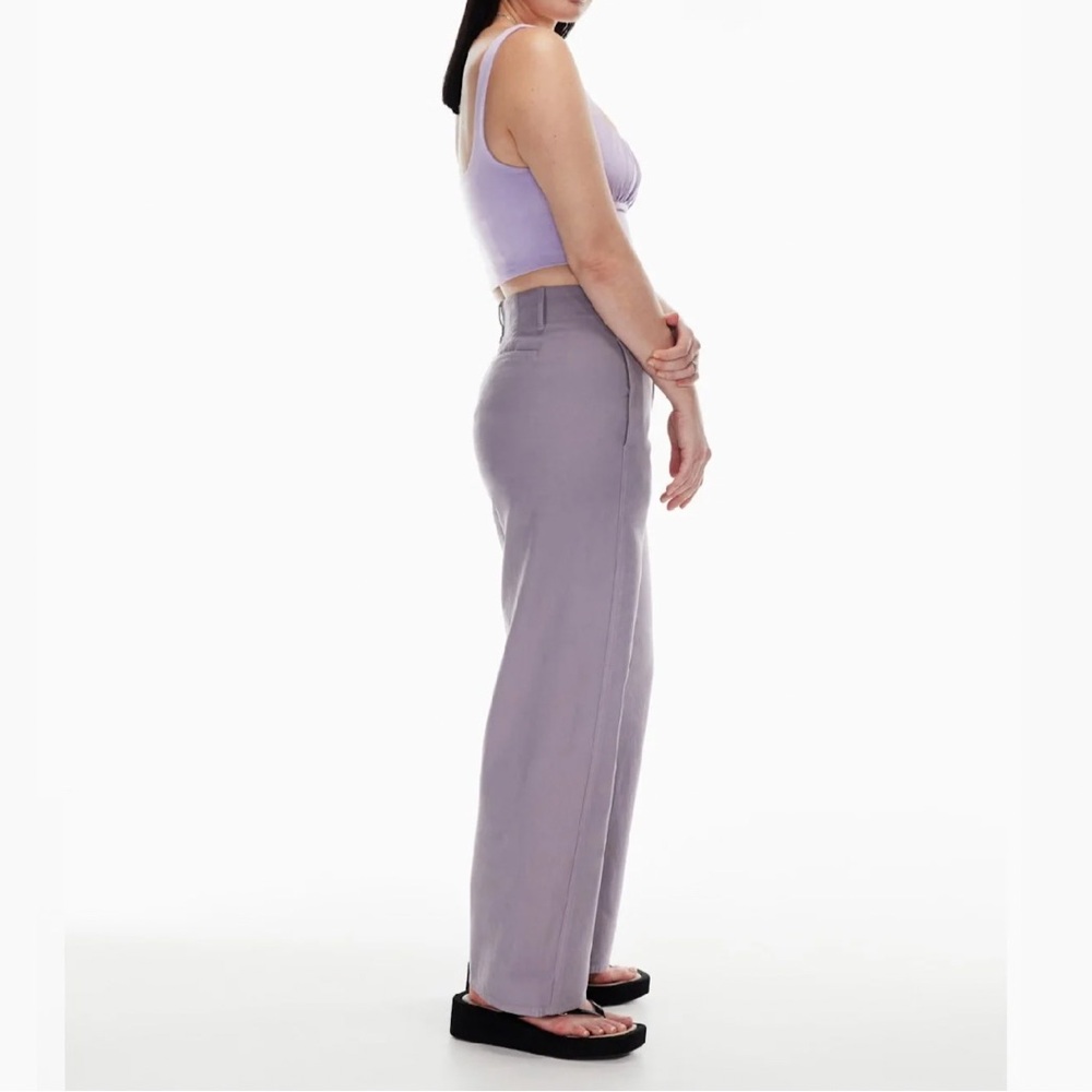 SOLD Aritzia Wilfred Free Ascendant Pant High-Waisted Utility Pants in Purple - Picture 3 of 16
